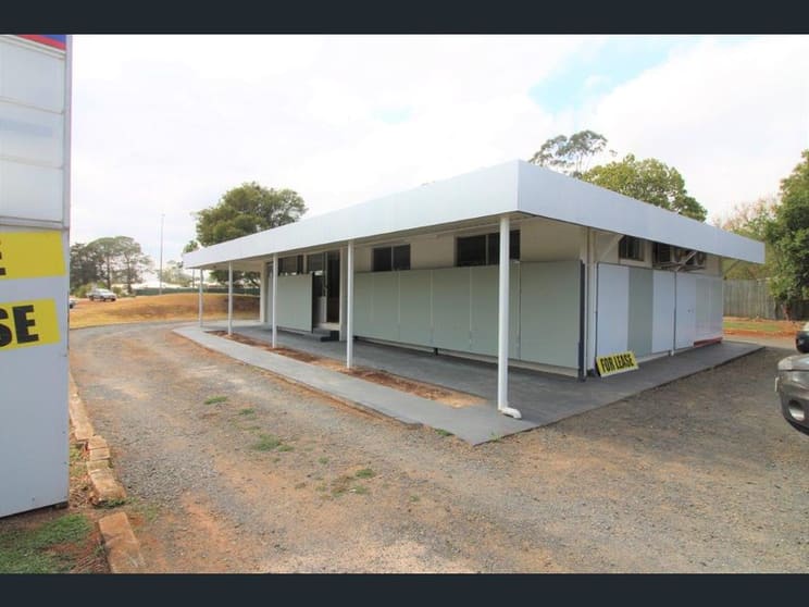 Click to view all images 10605 New England Highway Highfields QLD 4352 - Image 2