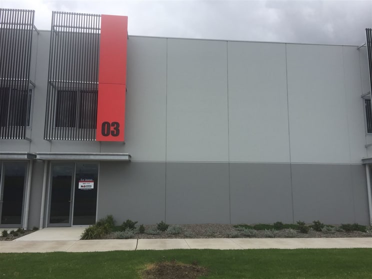 Click to view all images 3/82 Gateway Blvd Epping VIC 3076 - Image 1