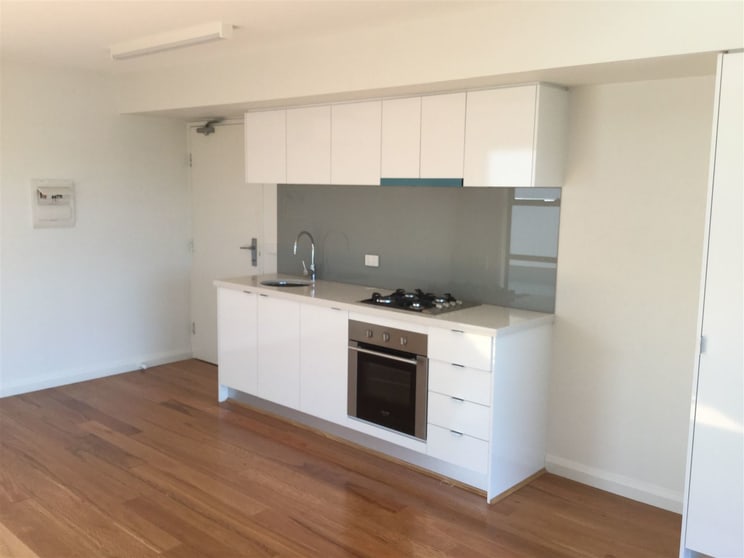Click to view all images 5/101 The Promenade South Morang VIC 3752 - Image 3