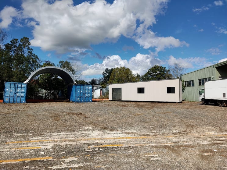 Click to view all images 5b/1 Windsor Road Nambour QLD 4560 - Image 1