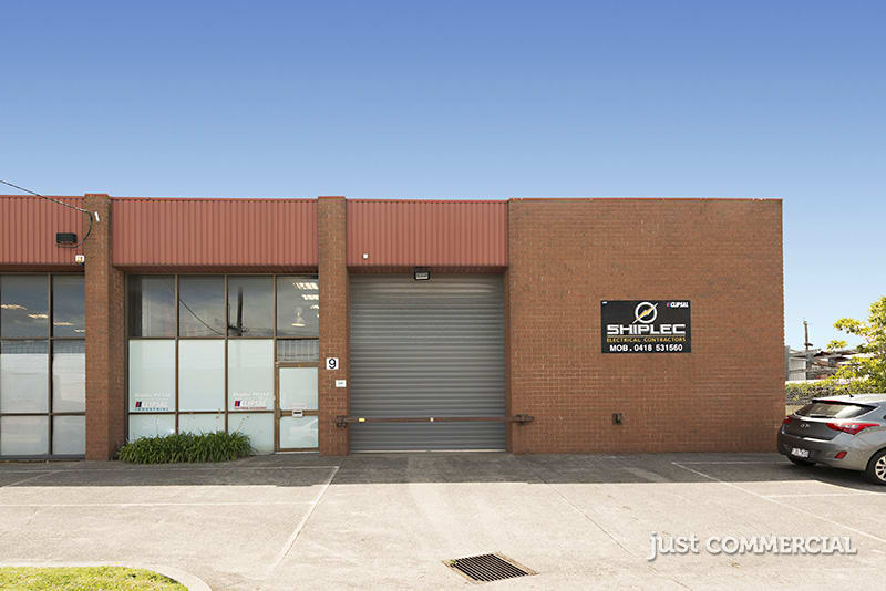 9 Carinish Road Oakleigh South VIC 3167 - Image 1