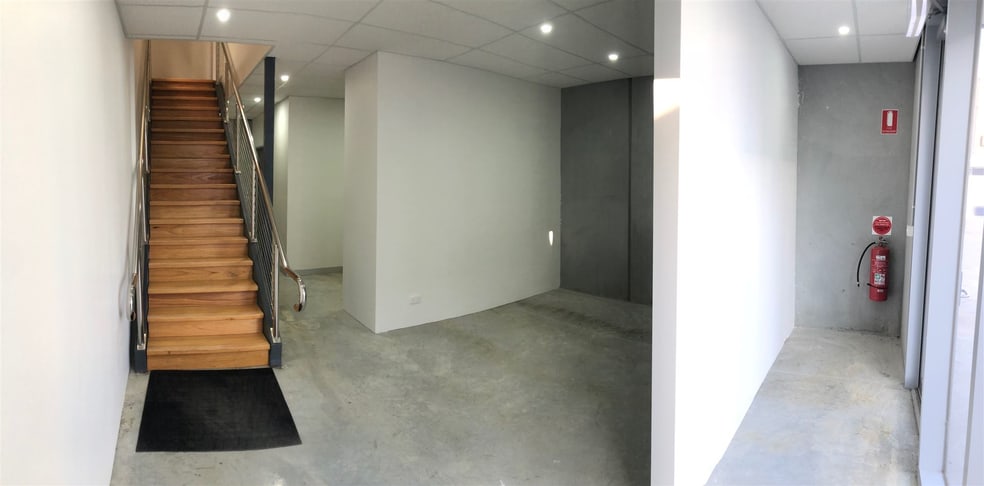 Click to view all images 8/82 Gateway Boulevard Epping VIC 3076 - Image 3