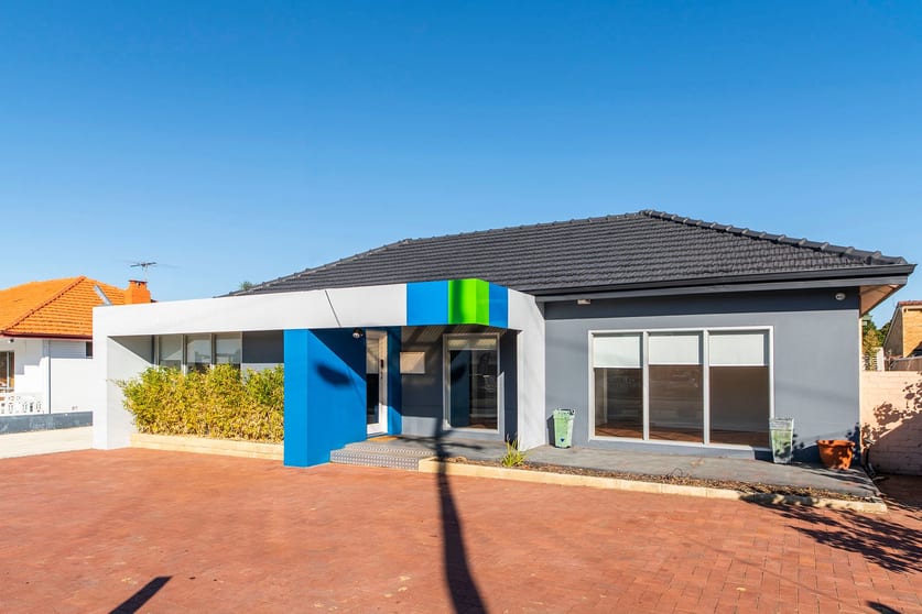 Click to view all images 545 Canning Highway Alfred Cove WA 6154 - Image 2