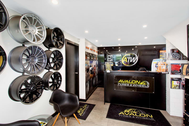Click to view all images 1/3 Taronga Place Mona Vale NSW 2103 - Image 2