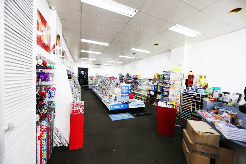 Click to view all images 61 Hawthorn Road Caulfield North VIC 3161 - Image 3