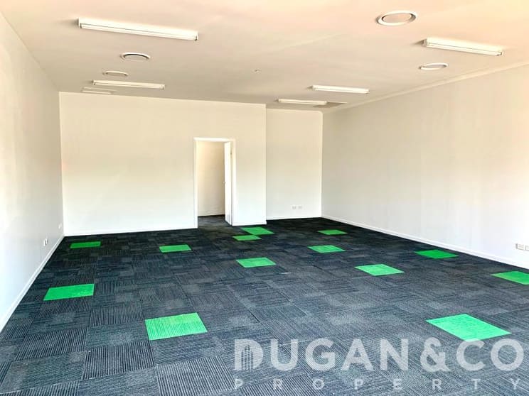 Click to view all images Wynnum QLD 4178 - Image 2