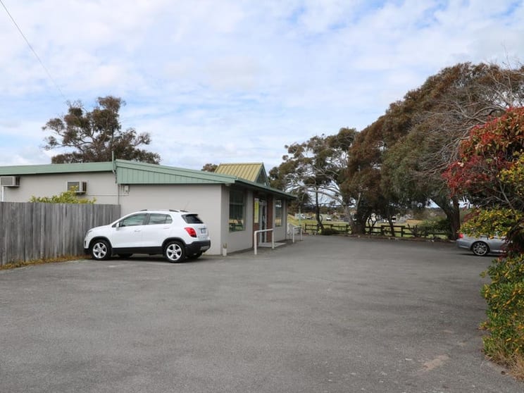 Click to view all images 160 Agnes Street George Town TAS 7253 - Image 3