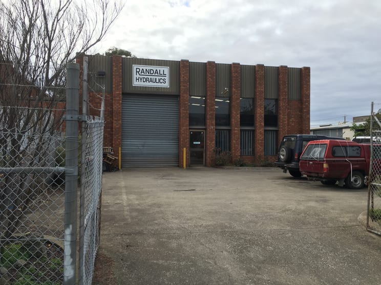 34 Buch Avenue Epping VIC 3076 - Image 2