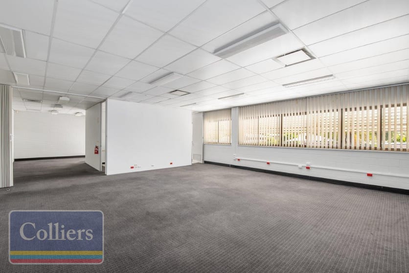 7/153-155 Charters Towers Road Hyde Park QLD 4812 - Image 2