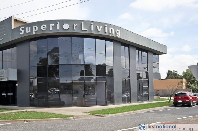 Click to view all images 1/15 Childers Street Cranbourne VIC 3977 - Image 2