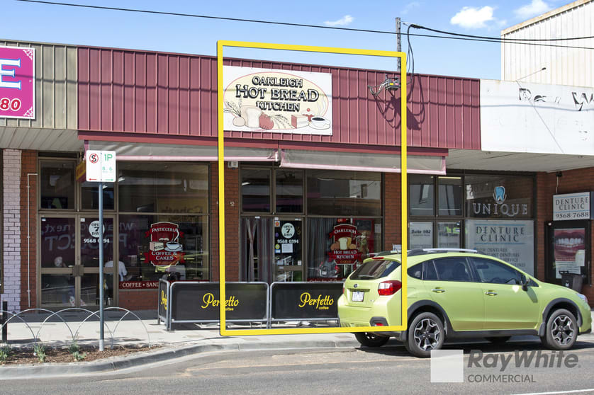 Click to view all images 2/52-54 Atherton Road Oakleigh VIC 3166 - Image 1