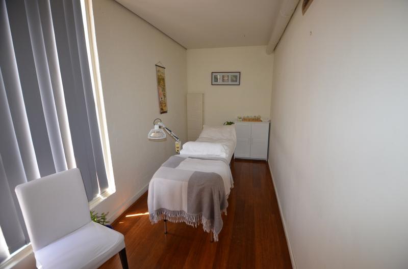 Click to view all images 3/193A Lennox Street Richmond VIC 3121 - Image 3