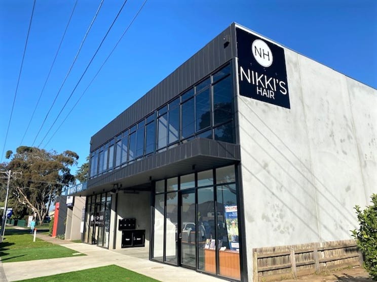 Click to view all images 2/5 Wedge Street South Werribee VIC 3030 - Image 2