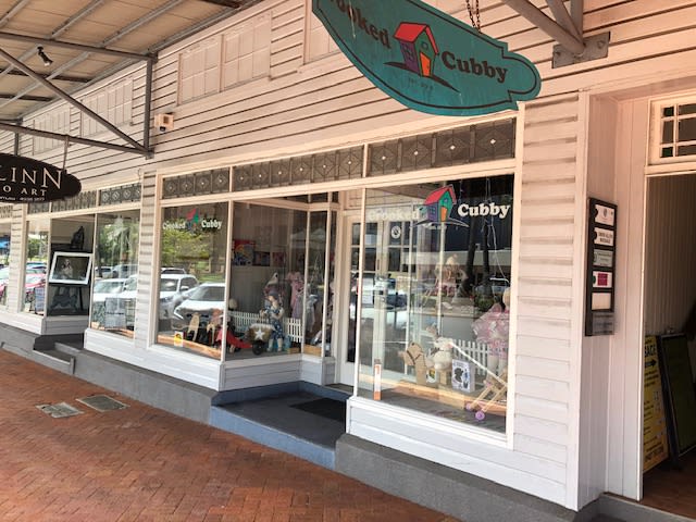 Click to view all images Shop 3/22 James Street Yeppoon QLD 4703 - Image 3