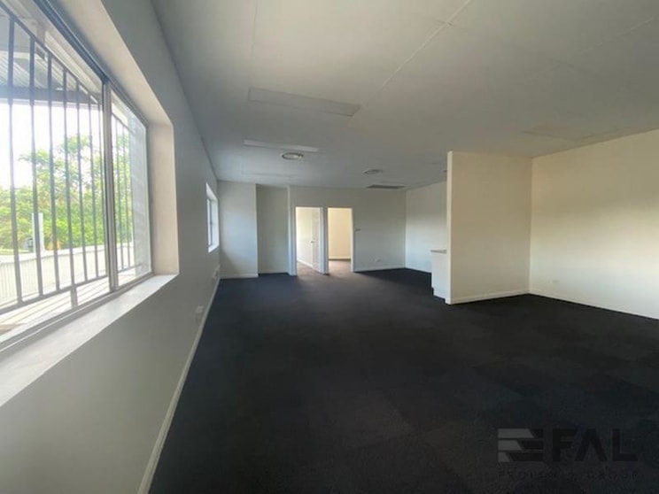 Click to view all images Suite 5/62 Looranah Street Jindalee QLD 4074 - Image 3