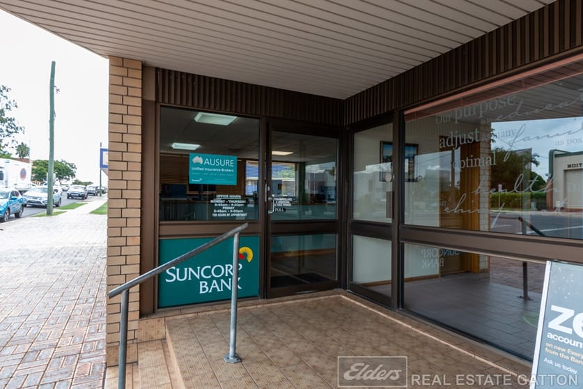 Click to view all images 55 North St Gatton QLD 4343 - Image 2