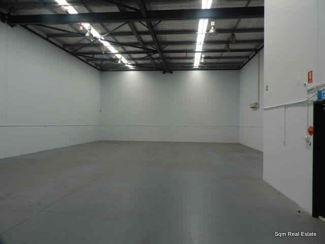 Click to view all images 8/24-26 Burrows Rd Alexandria NSW 2015 - Image 3