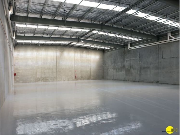 Click to view all images 19 Scammel Street Campbellfield VIC 3061 - Image 2