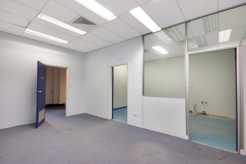 Click to view all images 4/394 Marrickville Road Marrickville NSW 2204 - Image 2