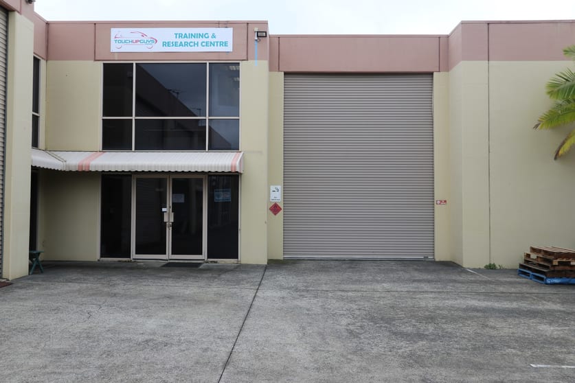 Click to view all images 4/8 Hampton Road Burleigh Heads QLD 4220 - Image 1