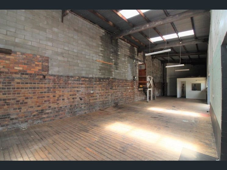 5/94a Mort Street Toowoomba City QLD 4350 - Image 2