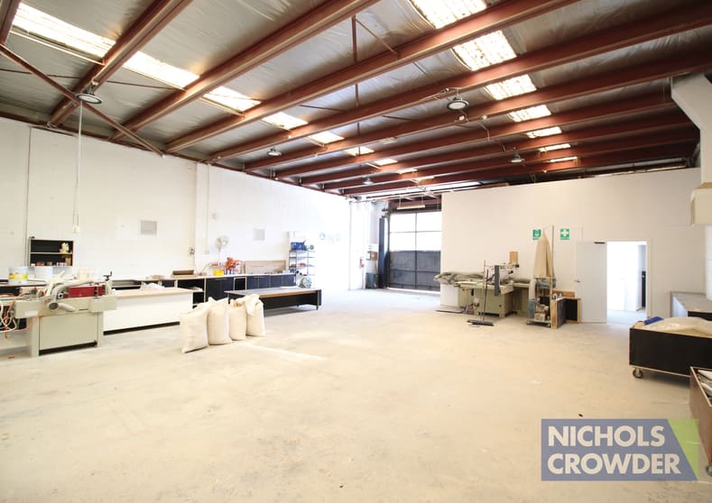 Click to view all images 78 Watt Road Mornington VIC 3931 - Image 2