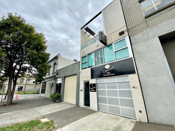 Click to view all images 182 Buckhurst St South Melbourne VIC 3205 - Image 1