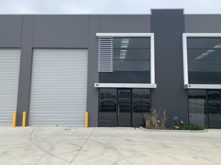 Click to view all images 10/23 Suffolk St Rosebud VIC 3939 - Image 1