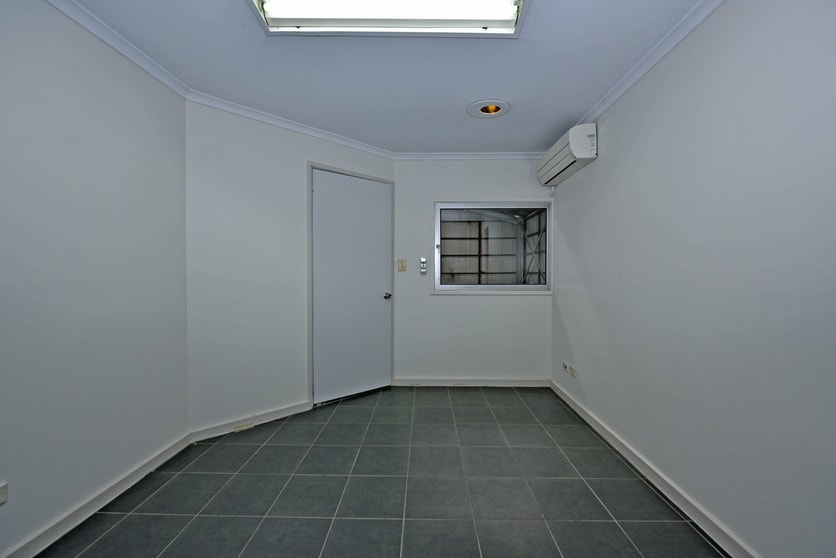 Click to view all images 3/103 Reichardt Road Winnellie NT 0820 - Image 3