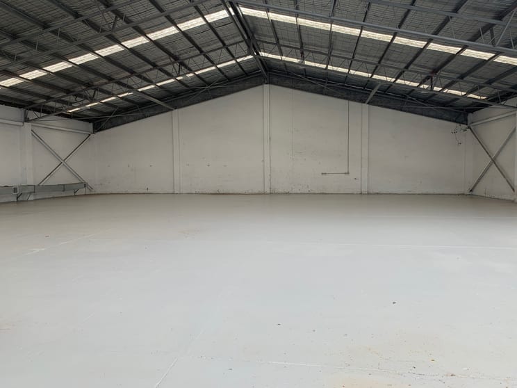 Click to view all images 11 Howleys Road Notting Hill VIC 3168 - Image 2