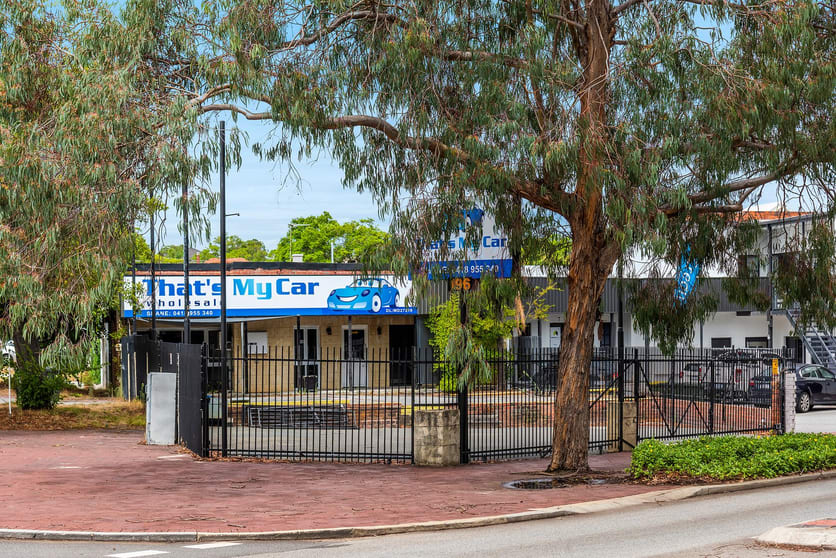 Click to view all images 196 Scarborough Beach Road Mount Hawthorn WA 6016 - Image 2