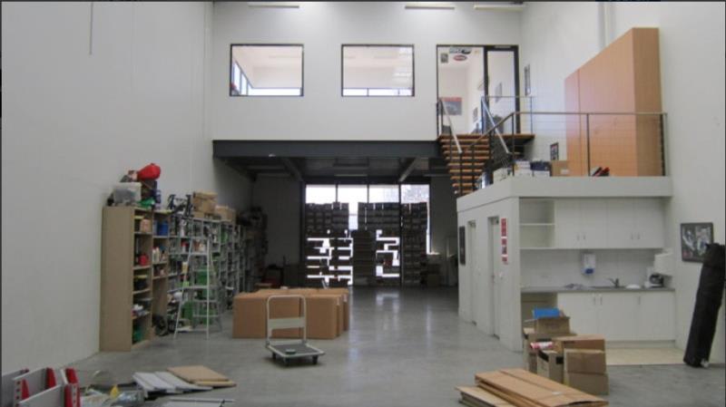 Unit 9A/9A - 339 Williamstown Rd Port Melbourne VIC 3207 - Image 2