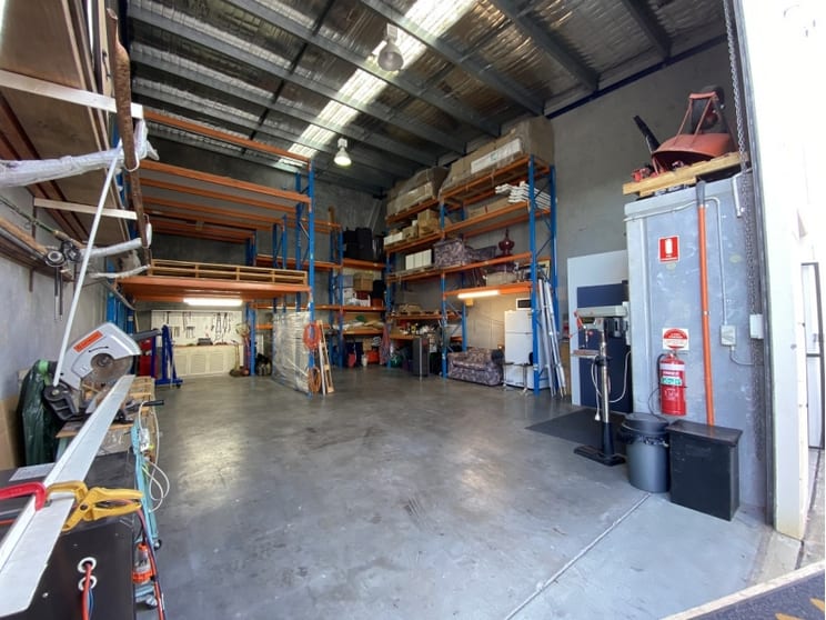 Click to view all images 15/13-15 Burns Road Heathcote NSW 2233 - Image 3