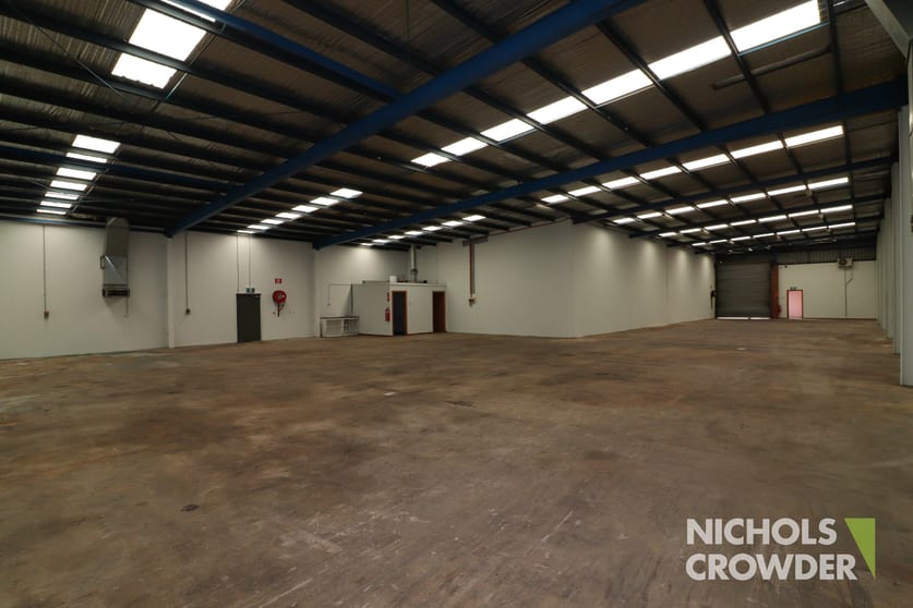 Click to view all images 2/17-19 Lathams Road Carrum Downs VIC 3201 - Image 2