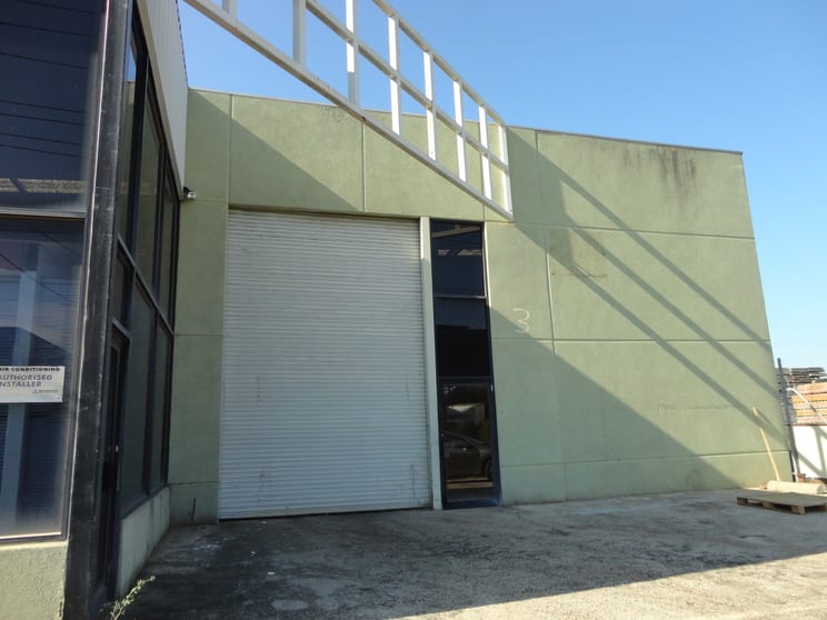 Click to view all images 3 Trade Place Coburg North VIC 3058 - Image 1