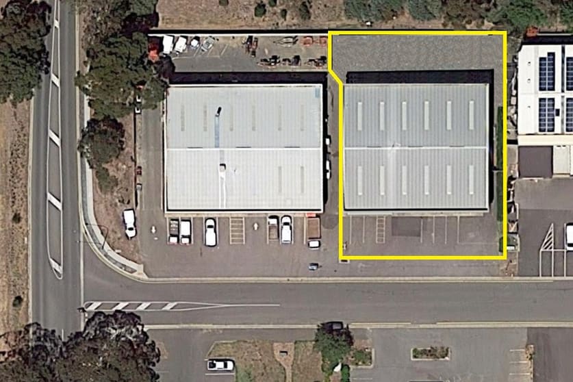 Click to view all images Unit 2/60 Oborn Road Mount Barker SA 5251 - Image 3