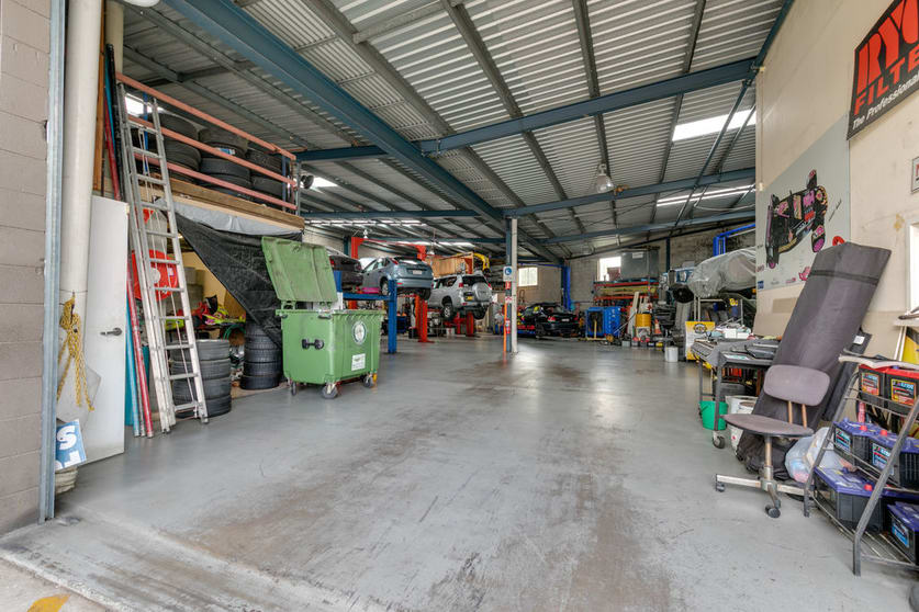 Click to view all images 3/84 Shore Street West Cleveland QLD 4163 - Image 1