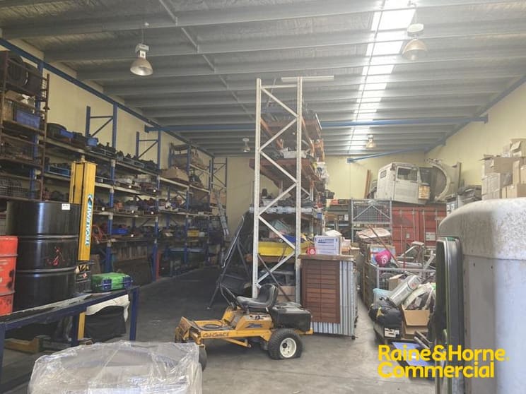 Unit 2/20 Broadhurst Road Ingleburn NSW 2565 - Image 2