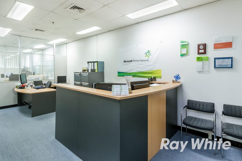 Click to view all images 41E/190 Jells Road Wheelers Hill VIC 3150 - Image 3