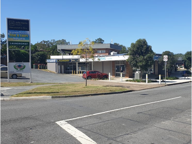Click to view all images 3/8 Carrara Street Mount Gravatt East QLD 4122 - Image 2