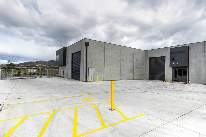Unit 3/205 Kennedy Drive Cambridge TAS 7170 - Image 1