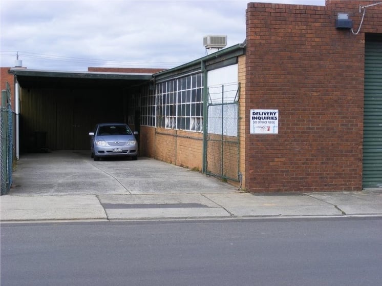 Click to view all images 54 Renver Road Clayton VIC 3168 - Image 3