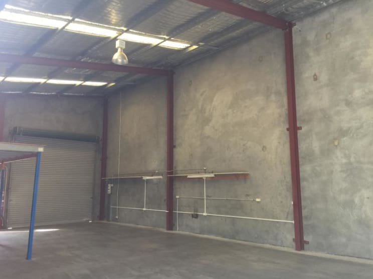 Click to view all images 4/20 Vale St Malaga WA 6090 - Image 2