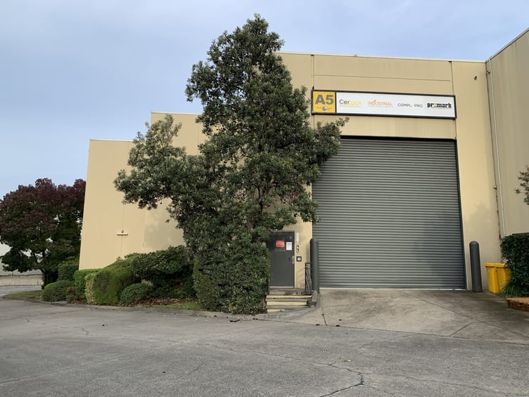 Click to view all images A5/5 Janine Street Scoresby VIC 3179 - Image 2