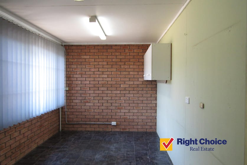 Click to view all images 2/118 Industrial Road Oak Flats NSW 2529 - Image 3