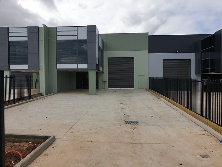 Click to view all images 3B Bonview Circuit Truganina VIC 3029 - Image 1