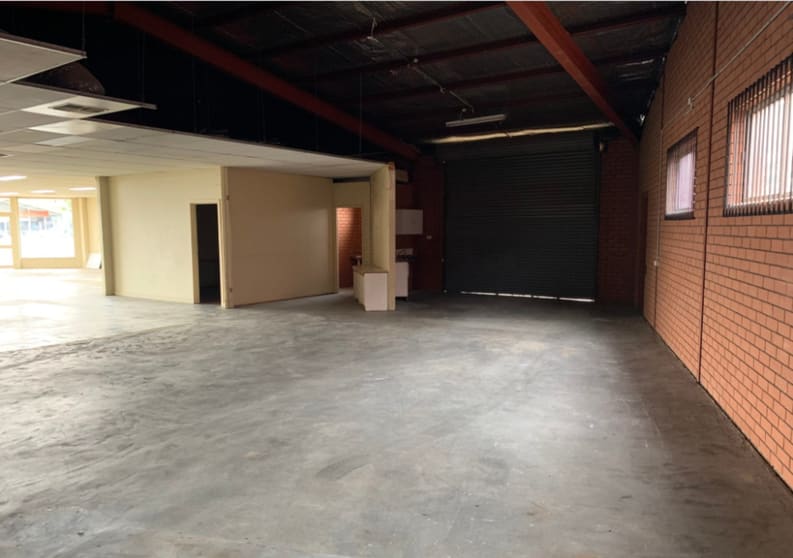 Click to view all images 8 Benalla Road Shepparton VIC 3630 - Image 3