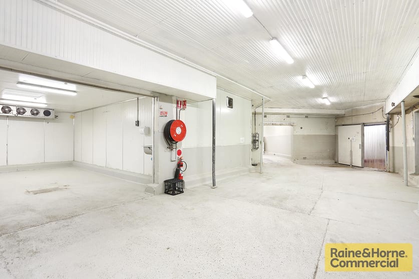 Click to view all images 4/2-4 Nelson Road Yennora NSW 2161 - Image 2