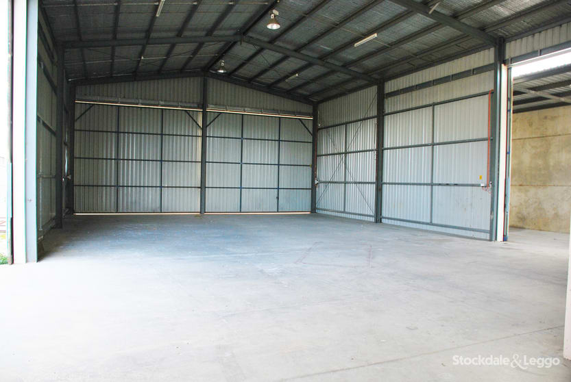 Click to view all images 16 Sofra Drive Shepparton VIC 3630 - Image 2
