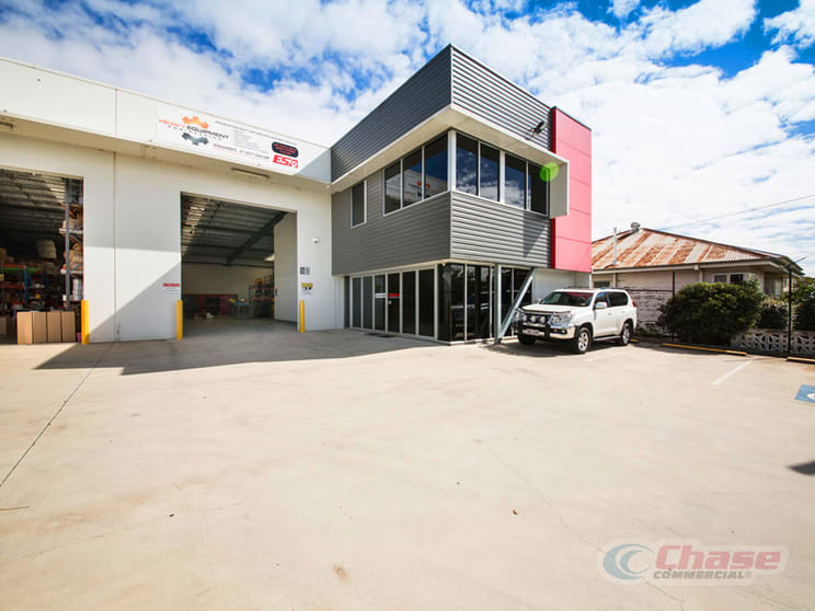 1/50 Richland Avenue Coopers Plains QLD 4108 - Image 1